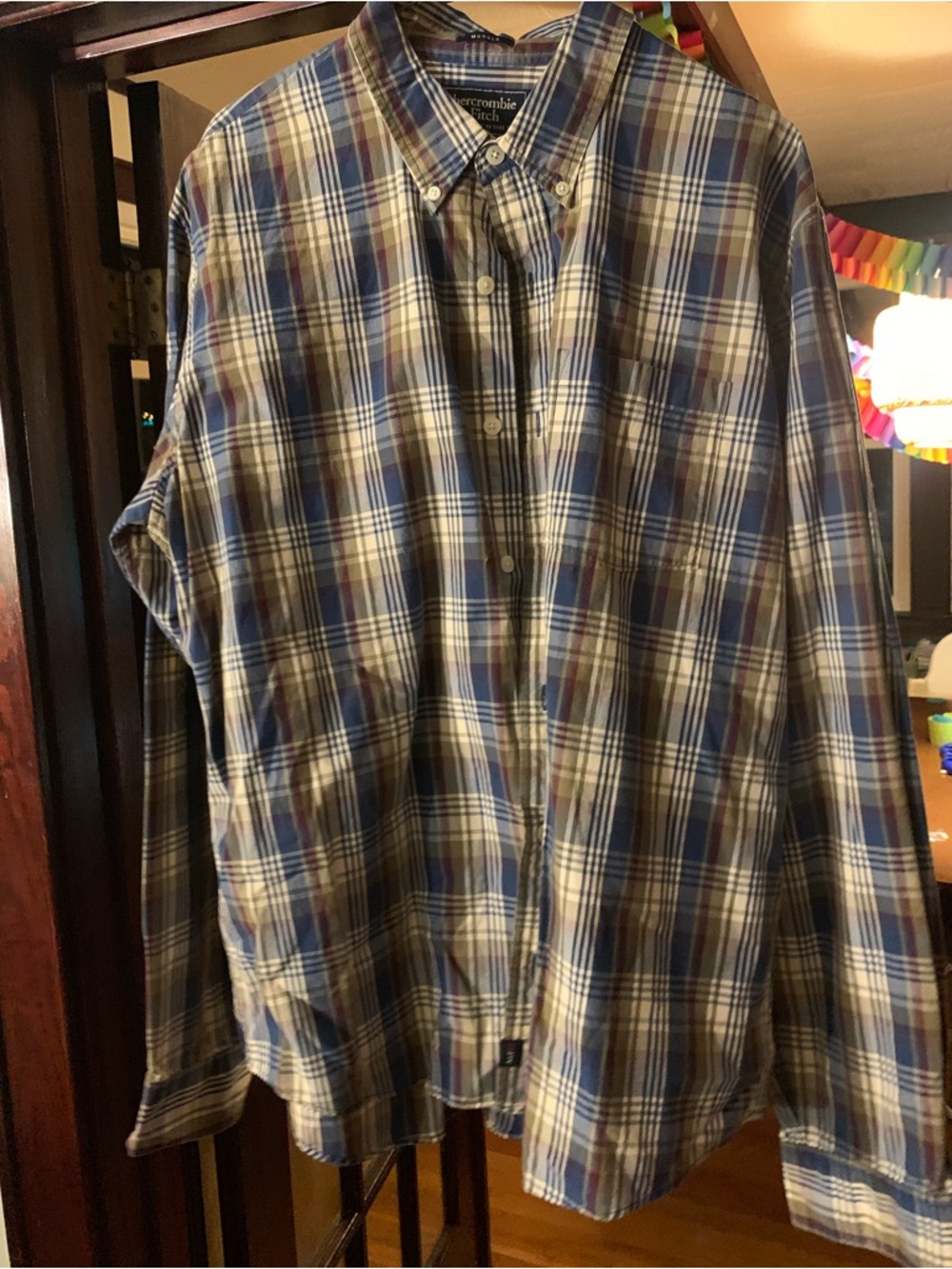 Abercrombie & Fitch Men's Blue and Cream Plaid Button-Down Shirt